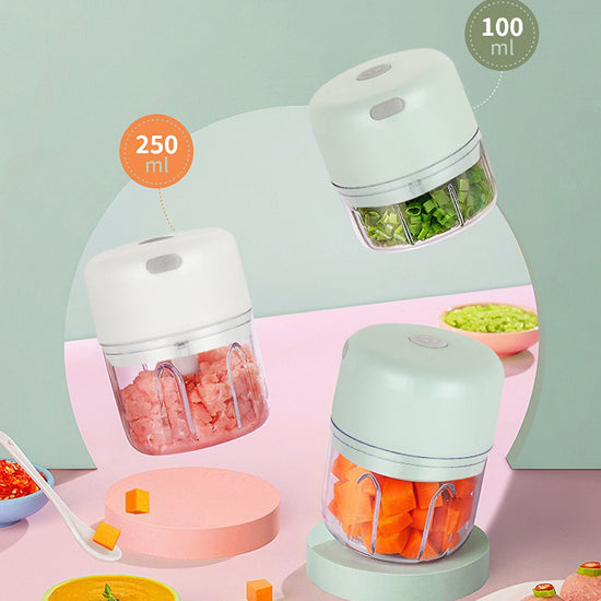 Garlic Chopper, Buildec 250ml Mini Grinder Portable Veggie Chopper Garlic Grinder Masher Onion Chopper Cordless Small Food Processor Mini for Ginger, Chili, Fruit, Meat